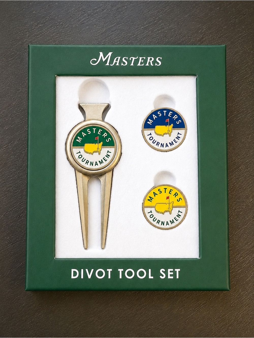 NIB Masters Tournament Divot Tool Set w/ 2 Magnetic Ball Markers